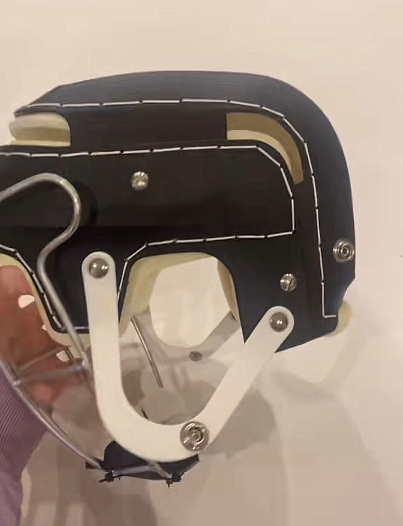 Full helmet stitch
